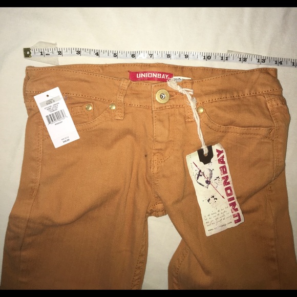 Unionbay Turmeric Color Skinny Jeans - Picture 4 of 5
